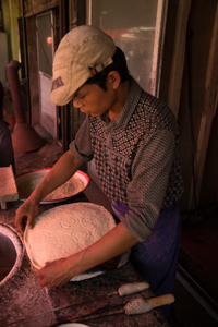Naan baker, Yarkand