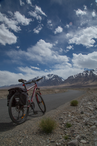 Karakoram Highway and Bike