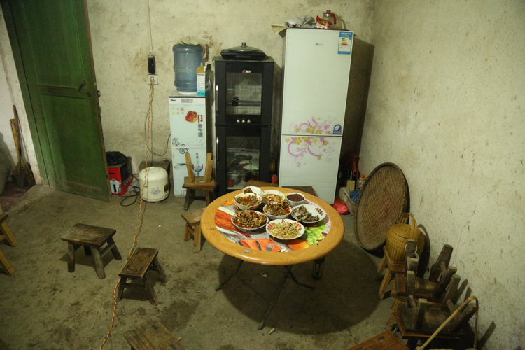 Family dinner, Guizhou