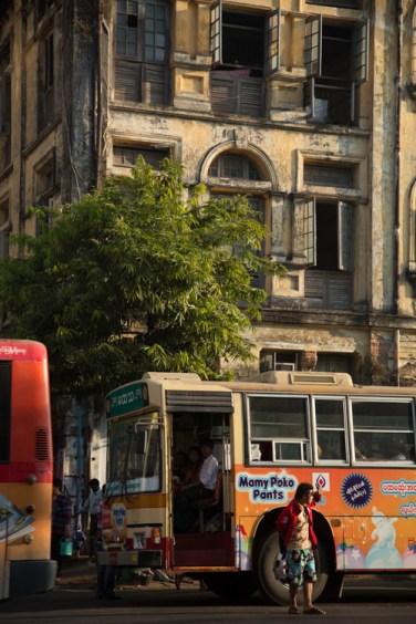 Buses, Yangon © Jo James